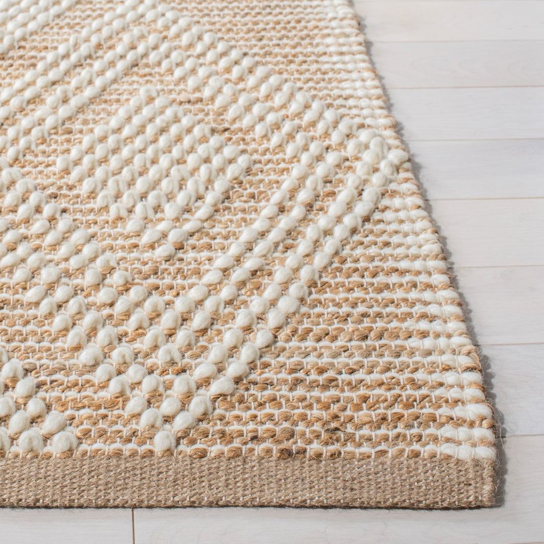 SAFAVIEH Natura NAT107A Handwoven Natural / Ivory Rug Image 5