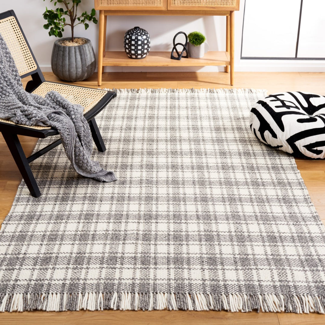 SAFAVIEH Natura NAT110F Handwoven Grey / Ivory Rug Image 1