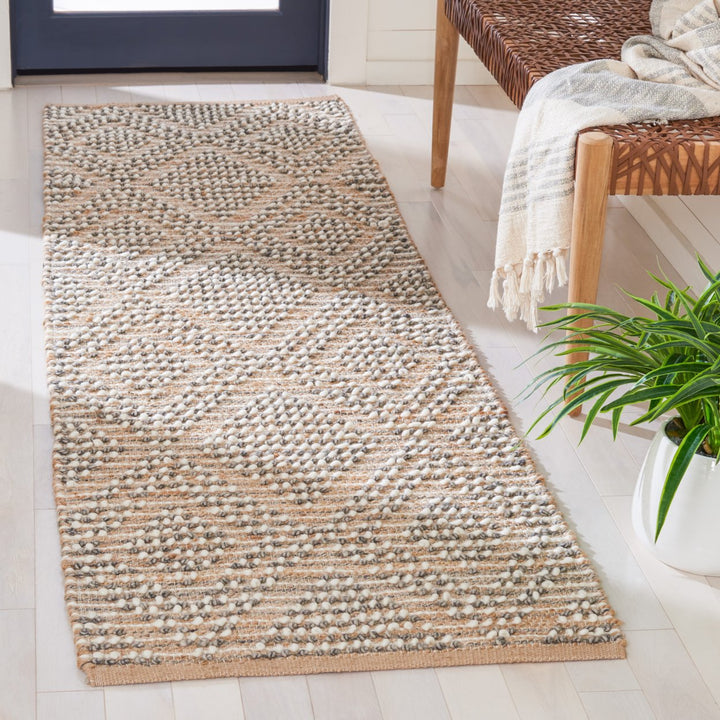 SAFAVIEH Natura NAT108F Handwoven Natural / Grey Rug Image 2