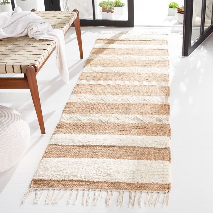 SAFAVIEH Natura NAT123A Handwoven Natural / Ivory Rug Image 2