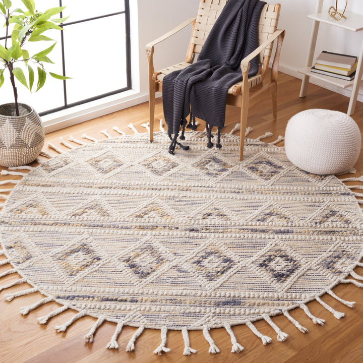 SAFAVIEH Natura NAT175F Handmade Ivory / Grey Rug Image 2