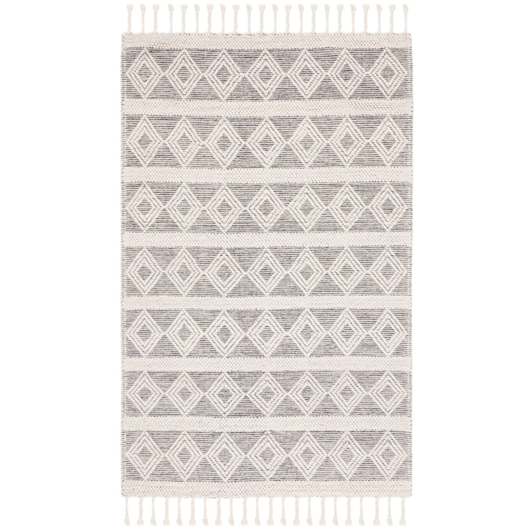 SAFAVIEH Natura NAT307A Handwoven Ivory / Black Rug Image 1