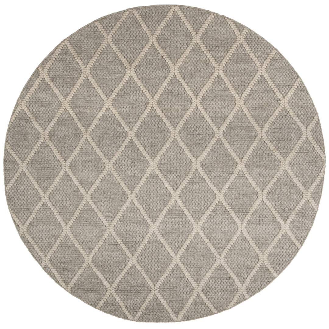 SAFAVIEH Natura Collection NAT310C Handwoven Grey Rug Image 3