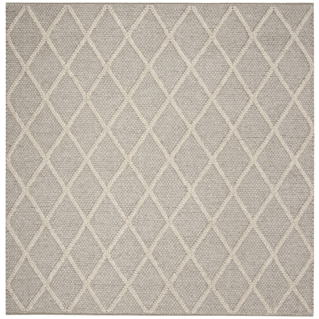 SAFAVIEH Natura Collection NAT310C Handwoven Grey Rug Image 5