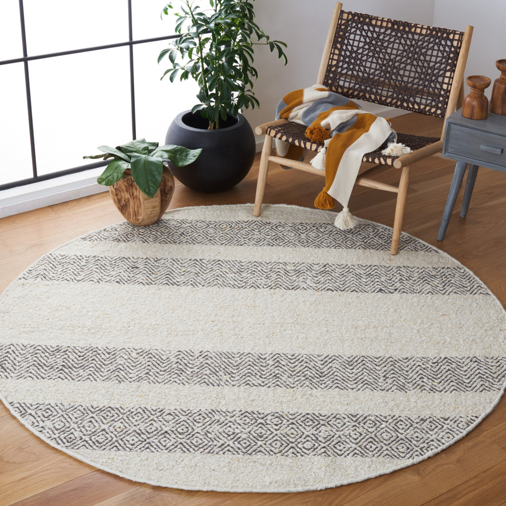 SAFAVIEH Natura Collection NAT332A Handwoven Ivory Rug Image 2