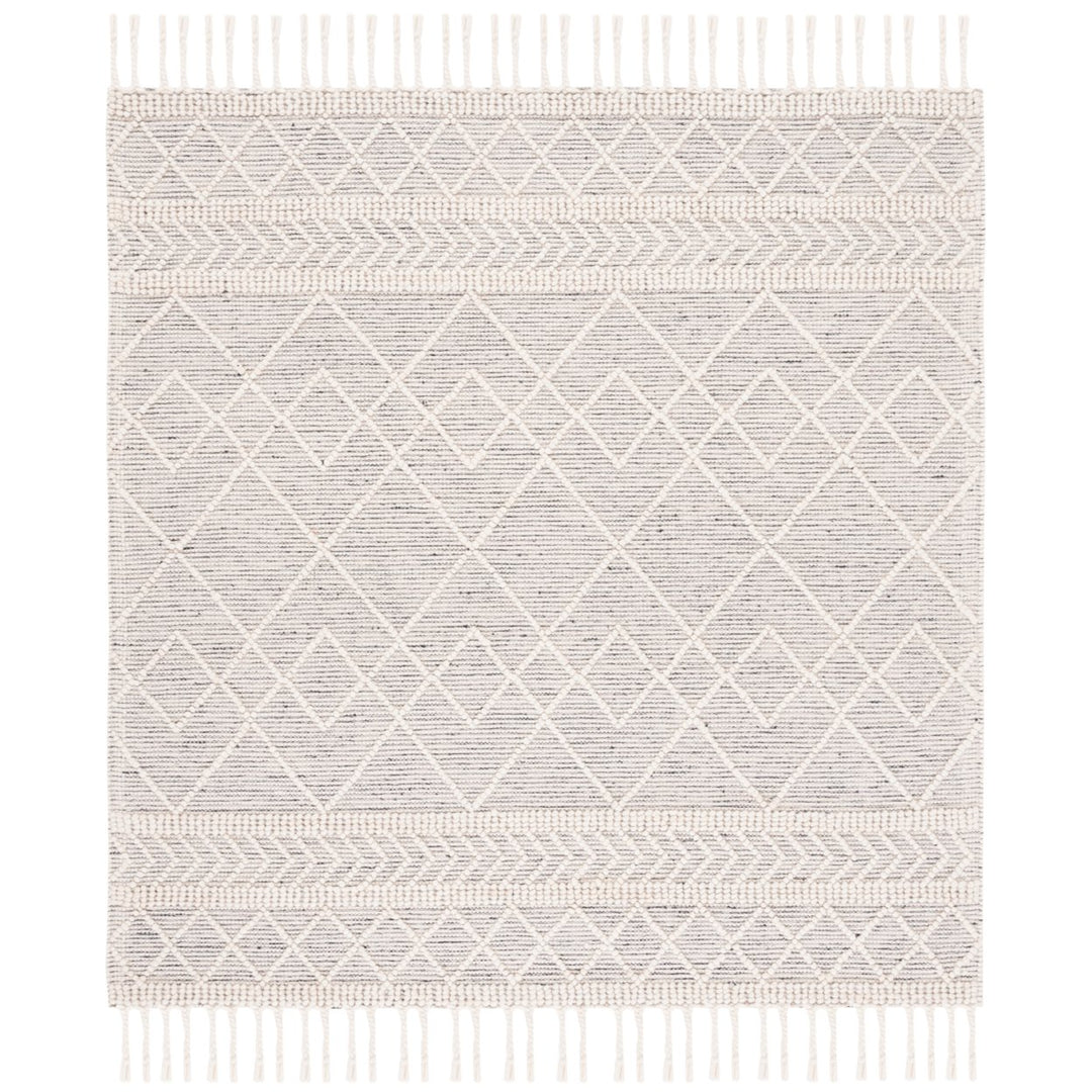 SAFAVIEH Natura NAT339A Handwoven Ivory / Black Rug Image 1