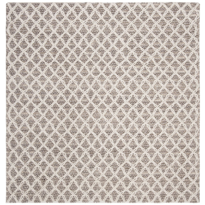 SAFAVIEH Natura NAT404A Handwoven Ivory / Beige Rug Image 4