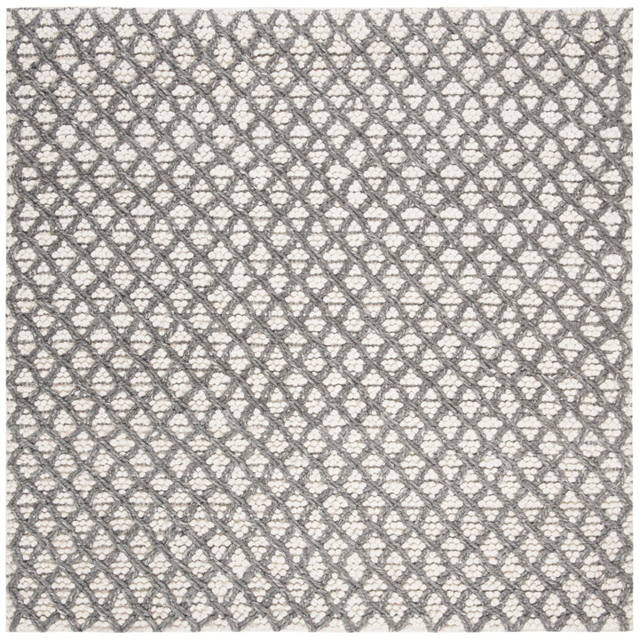 SAFAVIEH Natura NAT404F Handwoven Grey / Beige Rug Image 4