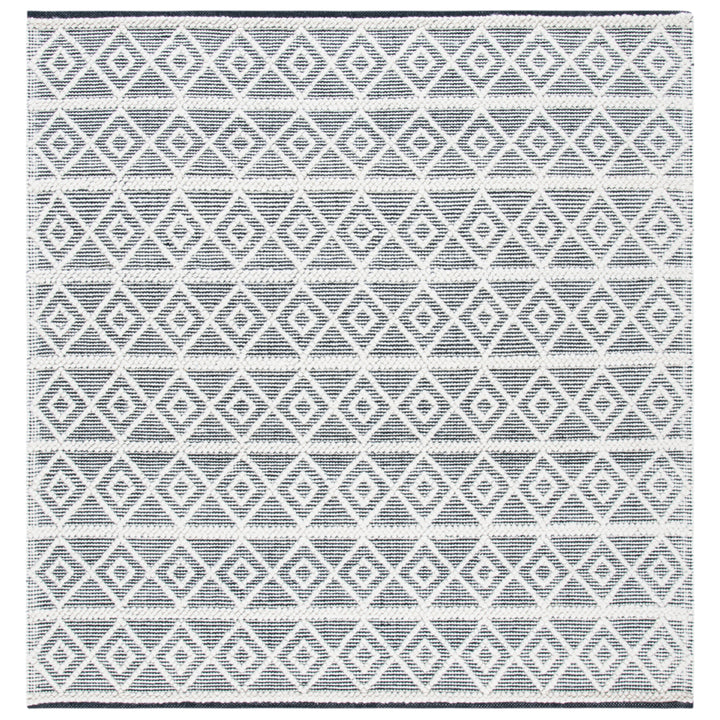 SAFAVIEH Natura NAT477A Handwoven Ivory / Black Rug Image 6