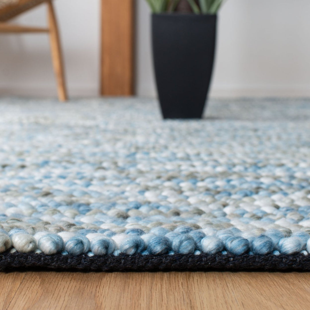 SAFAVIEH Natura NAT551M Handmade Blue / Ivory Rug Image 6