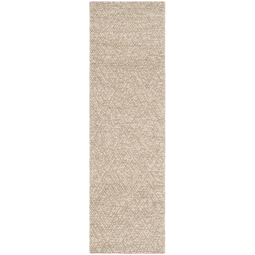 SAFAVIEH Natura Collection NAT623B Handwoven Beige Rug Image 1