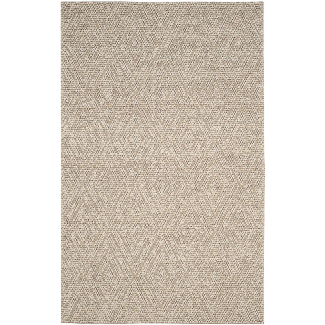 SAFAVIEH Natura Collection NAT623B Handwoven Beige Rug Image 1