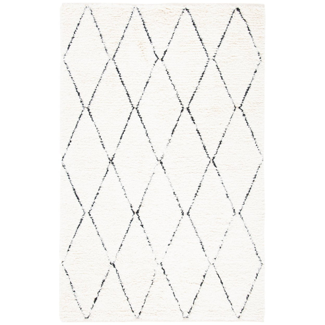 SAFAVIEH Natura NAT683A Handwoven Ivory / Black Rug Image 1