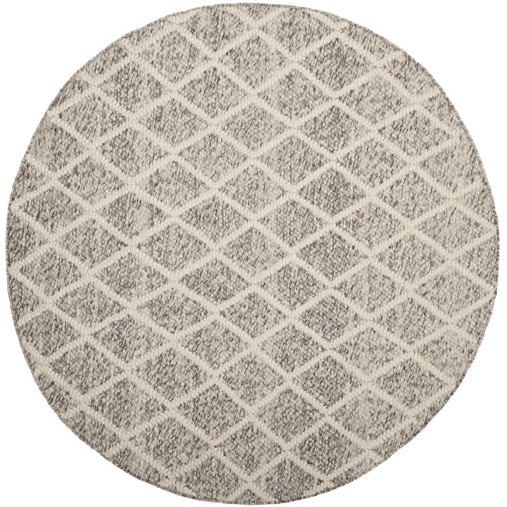 SAFAVIEH Natura NAT711A Handwoven Ivory / Stone Rug Image 1