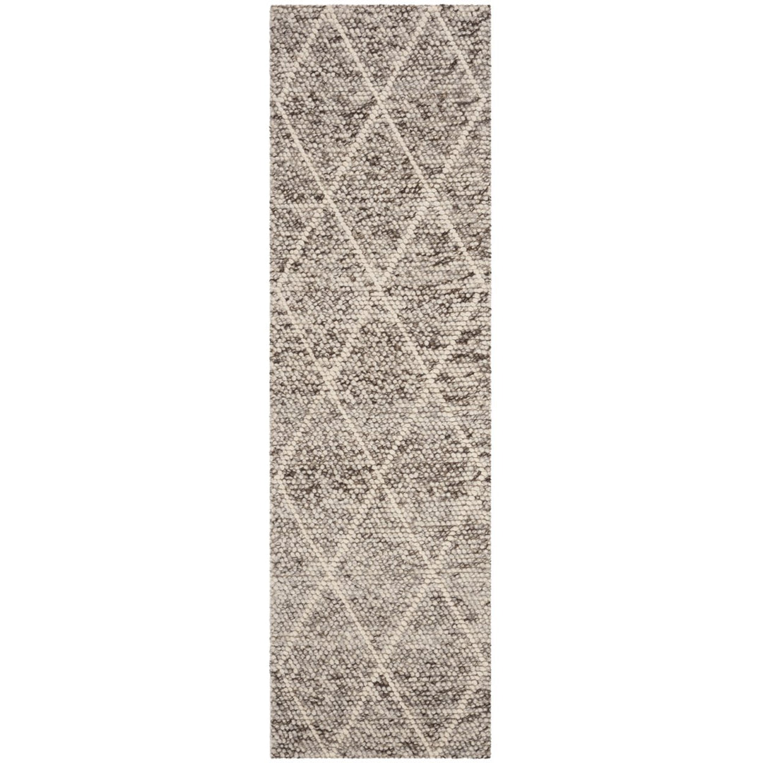 SAFAVIEH Natura NAT712A Handwoven Ivory / Stone Rug Image 1