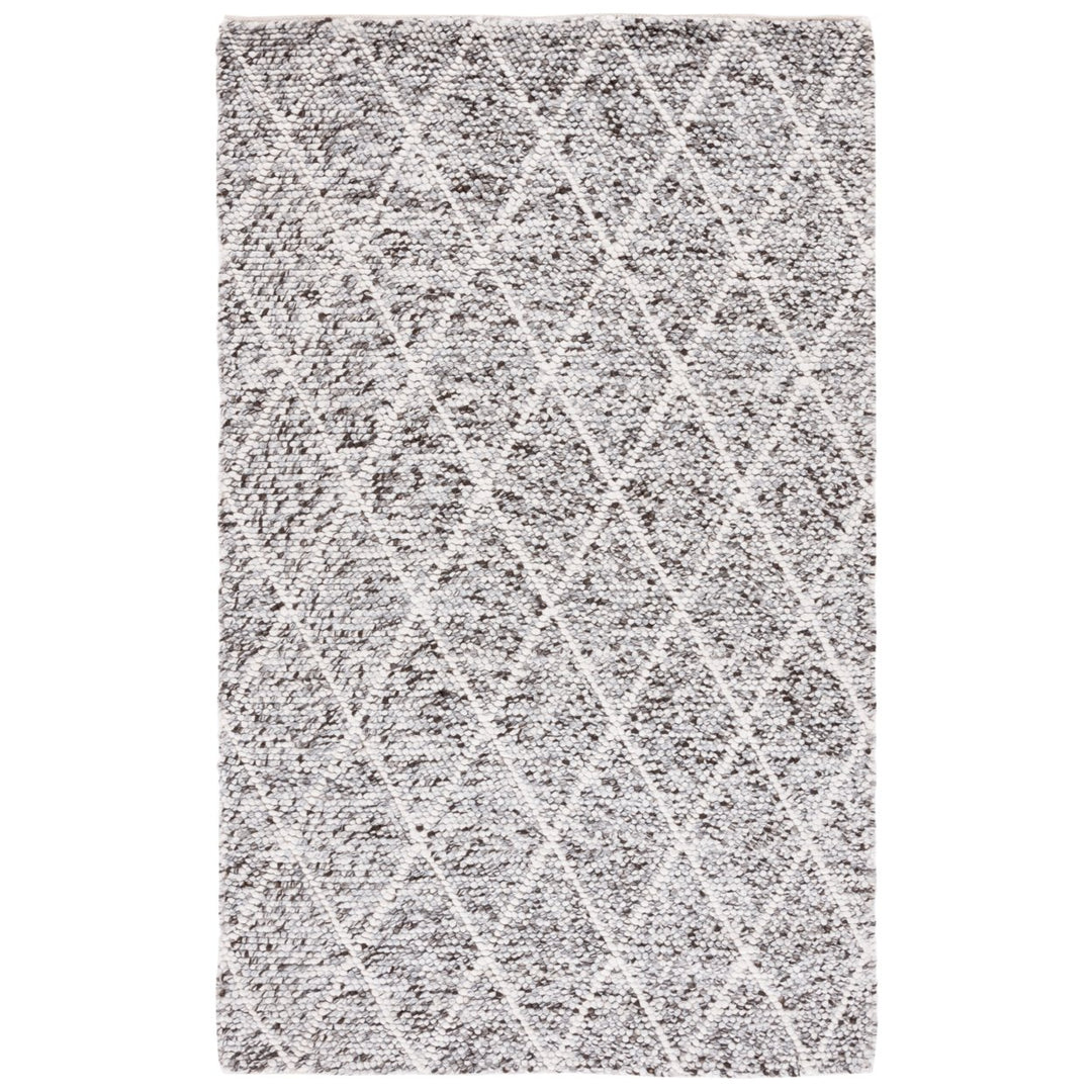 SAFAVIEH Natura NAT712A Handwoven Ivory / Stone Rug Image 1