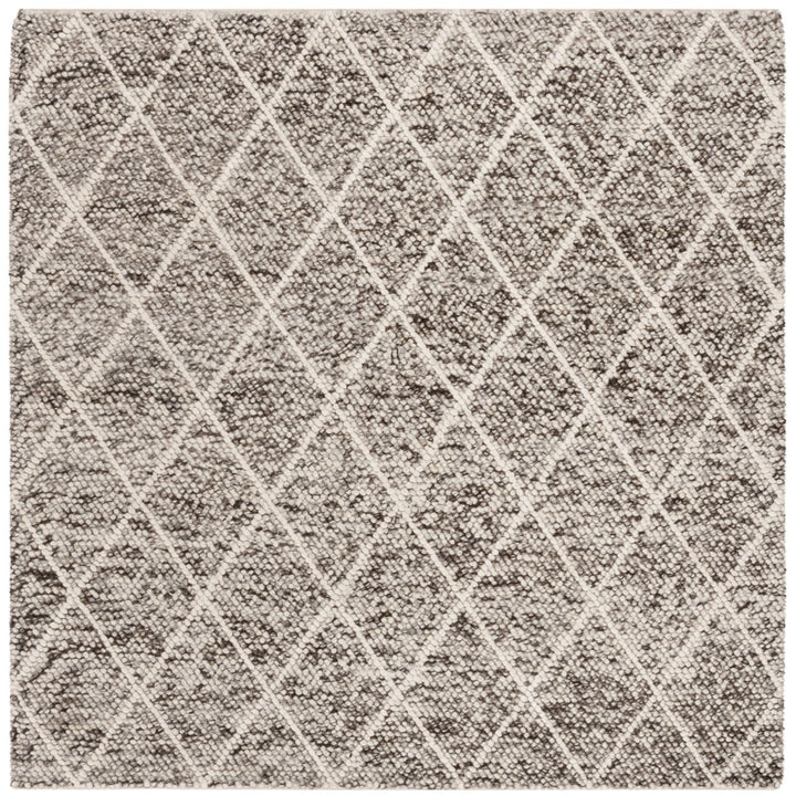 SAFAVIEH Natura NAT712A Handwoven Ivory / Stone Rug Image 1