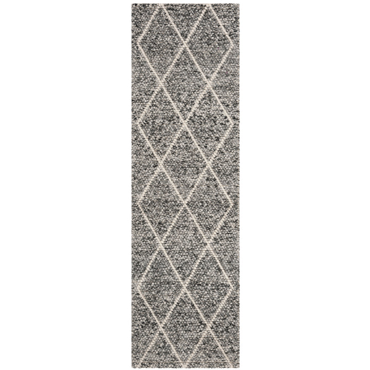 SAFAVIEH Natura NAT712C Handwoven Ivory / Black Rug Image 5