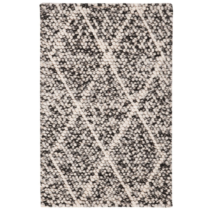 SAFAVIEH Natura NAT712C Handwoven Ivory / Black Rug Image 1