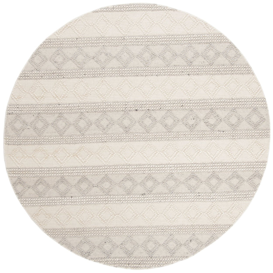 SAFAVIEH Natura NAT750F Handwoven Grey / Ivory Rug Image 1