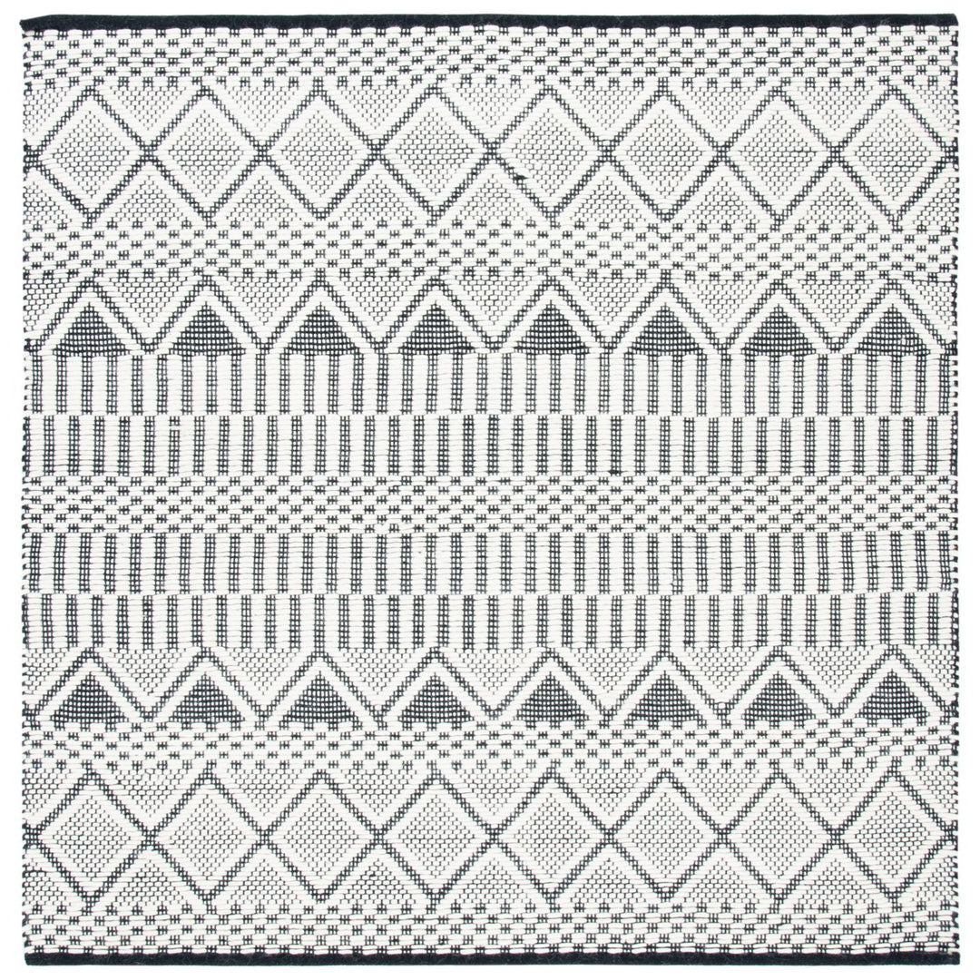 SAFAVIEH Natura NAT853A Handwoven Ivory / Black Rug Image 1