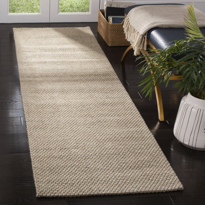 SAFAVIEH Natura Collection NAT801B Handwoven Beige Rug Image 2