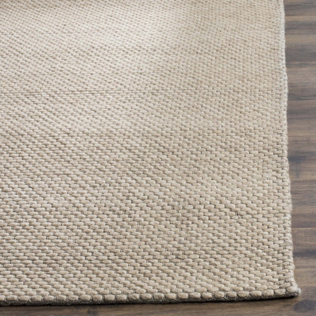 SAFAVIEH Natura Collection NAT801B Handwoven Beige Rug Image 5