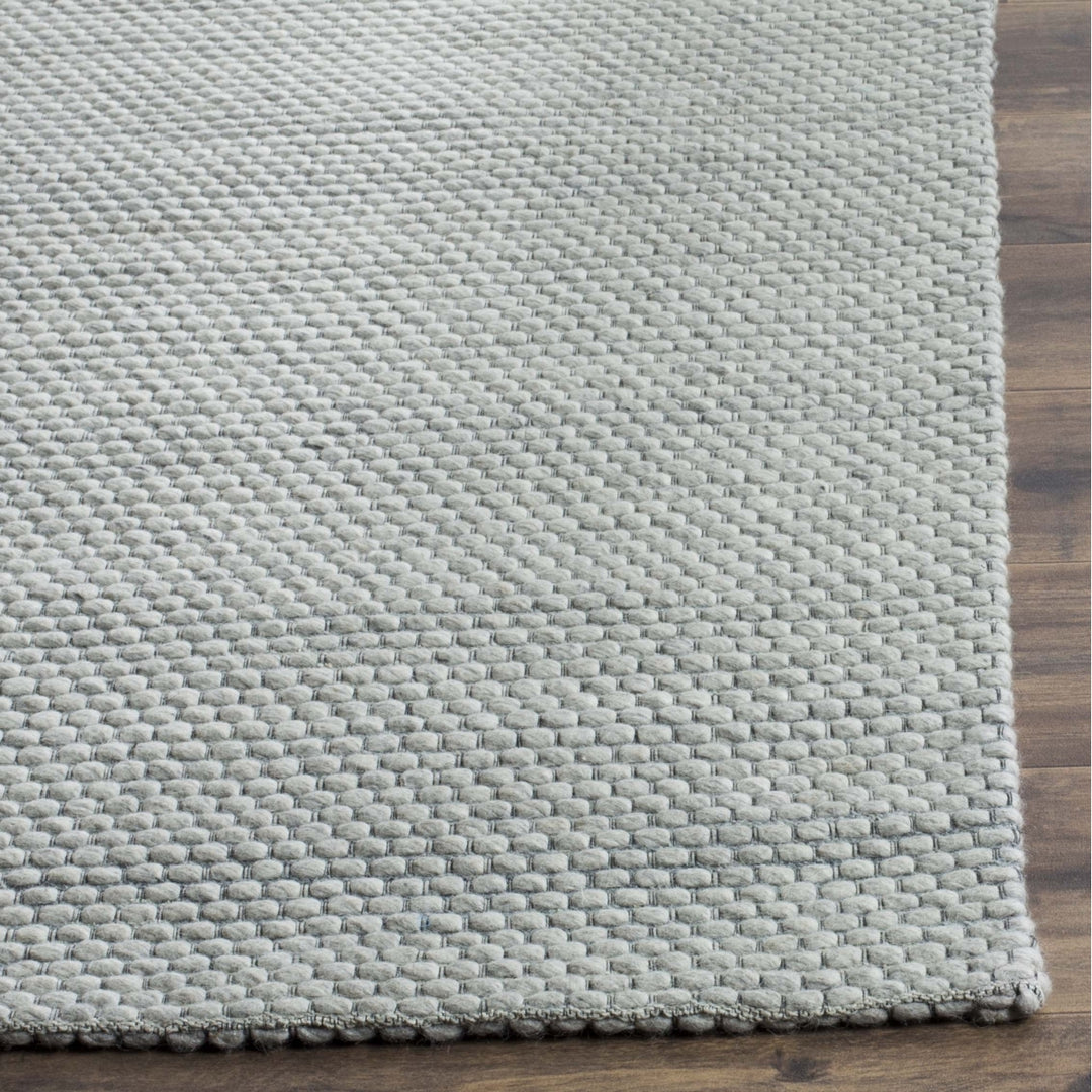 SAFAVIEH Natura Collection NAT801C Handwoven Grey Rug Image 11