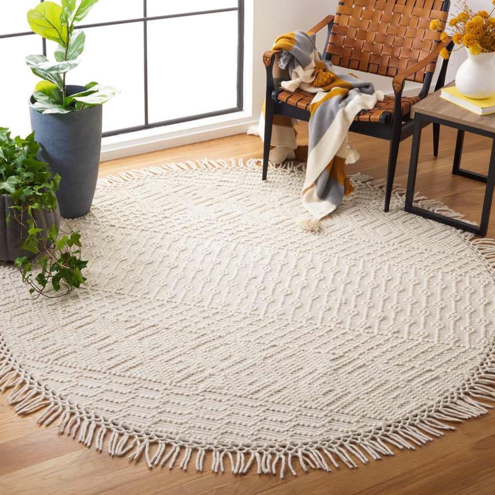 SAFAVIEH Natura Collection NAT852B Handmade Ivory Rug Image 2