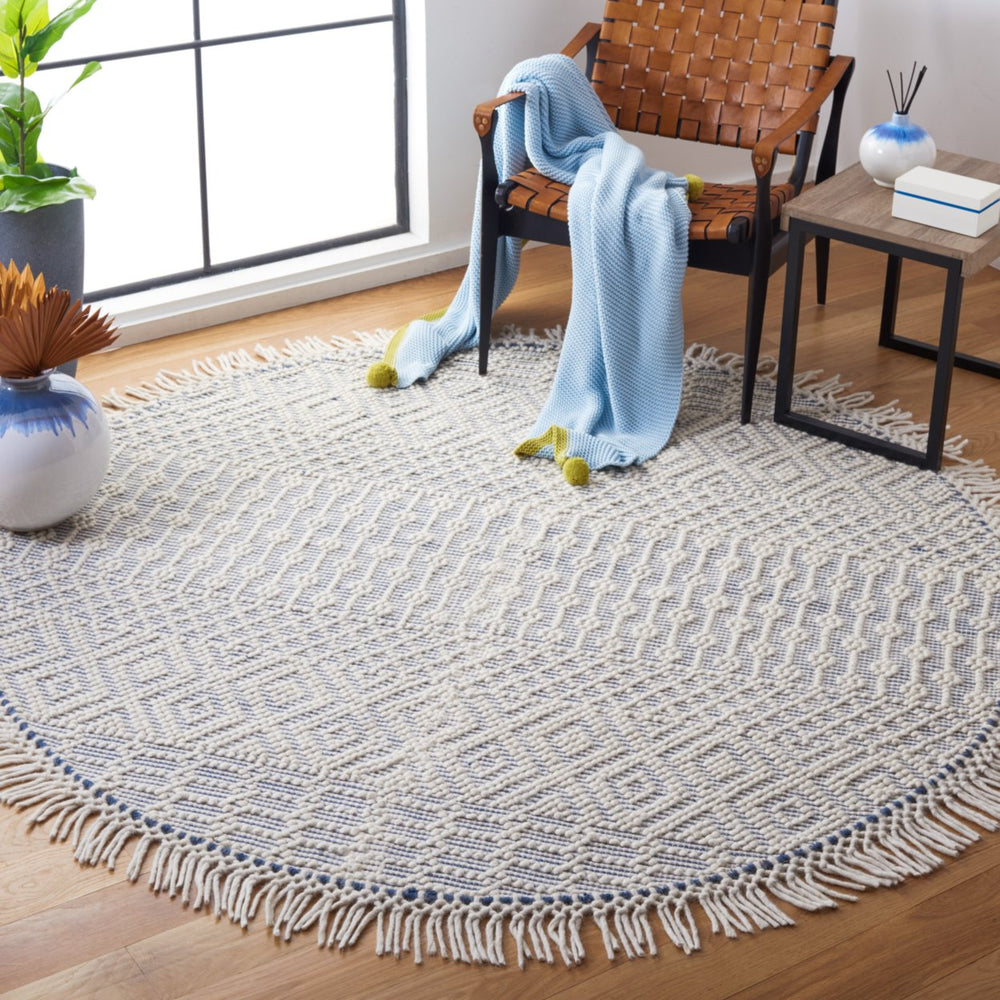 SAFAVIEH Natura NAT852M Handmade Ivory / Blue Rug Image 2