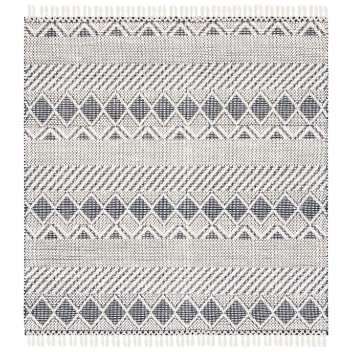 SAFAVIEH Natura NAT858A Handwoven Ivory / Charcoal Rug Image 5