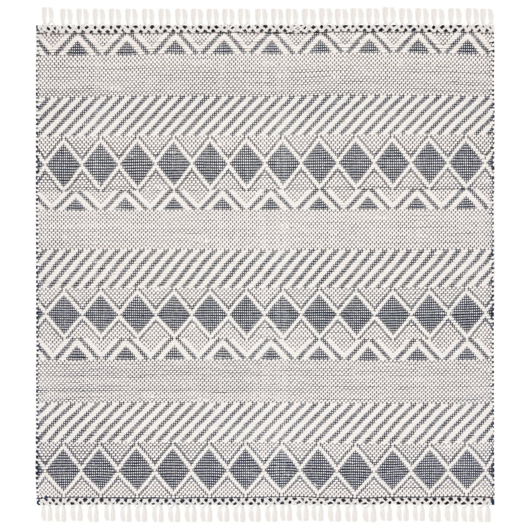 SAFAVIEH Natura NAT858A Handwoven Ivory / Charcoal Rug Image 1