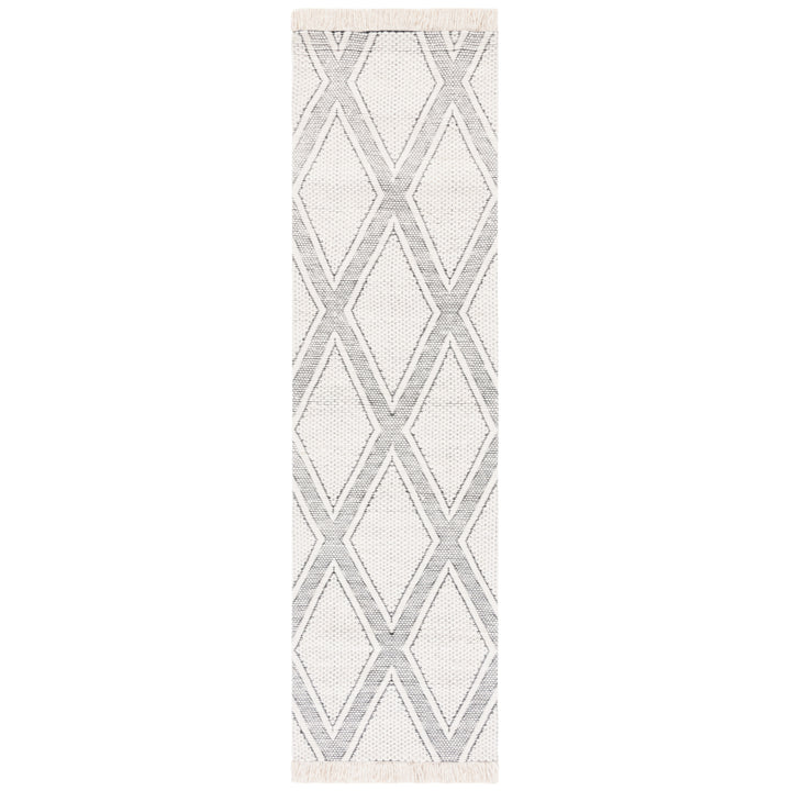 SAFAVIEH Natura NAT867Z Handwoven Ivory / Black Rug Image 5