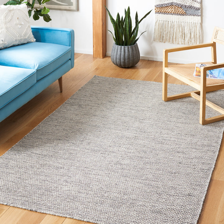 SAFAVIEH Natura NAT975F Handwoven Grey / Ivory Rug Image 1