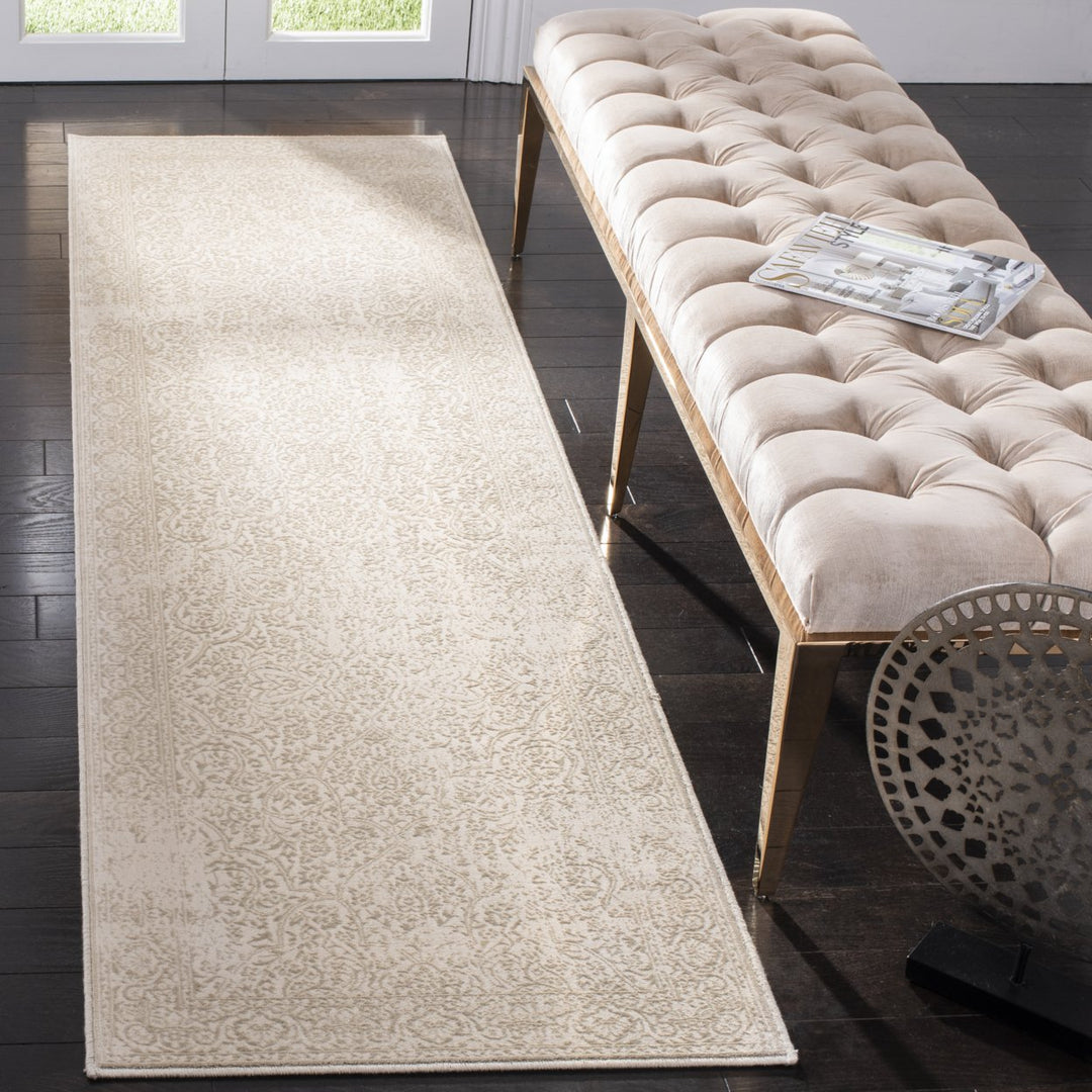 SAFAVIEH Noble Collection NBL612-5488 Beige / Ivory Rug Image 2