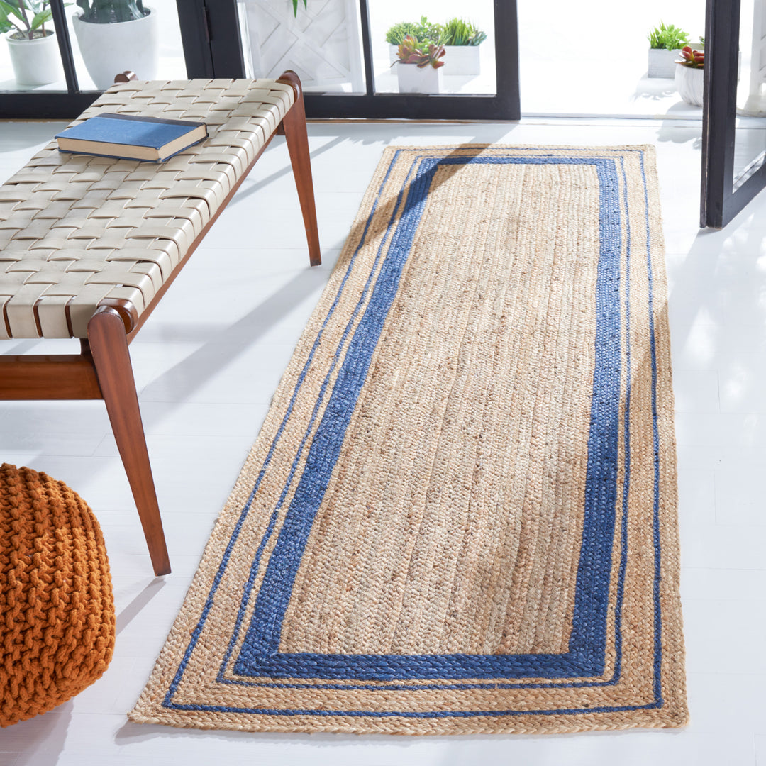 SAFAVIEH Natural Fiber NF109N Navy / Natural Rug Image 3