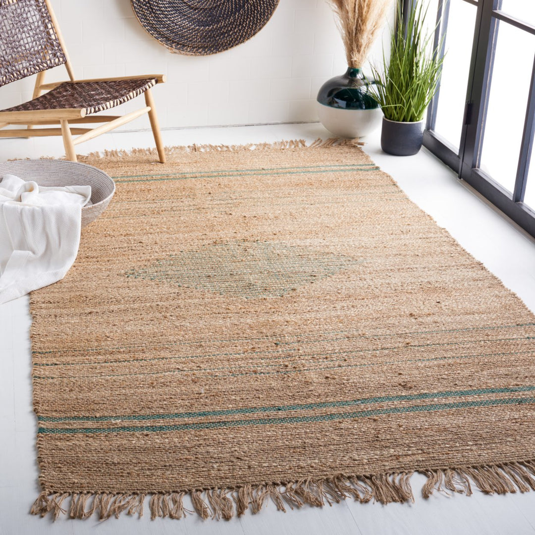 SAFAVIEH Natural Fiber NF121Y Green / Natural Rug Image 1