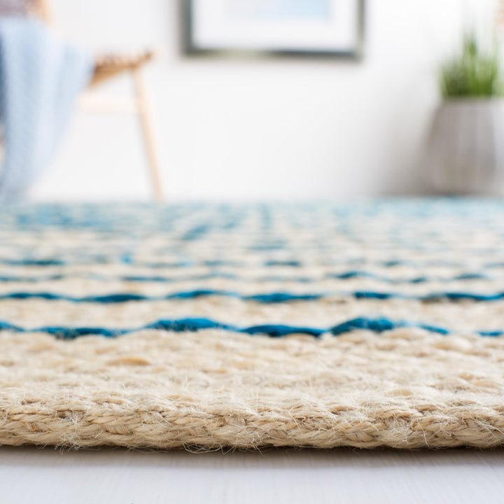 SAFAVIEH Natural Fiber NF122M Blue / Natural Rug Image 4