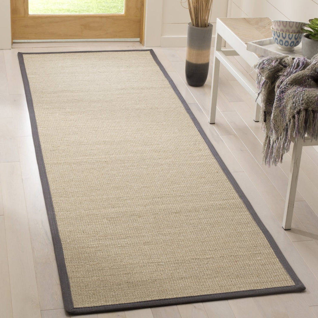 SAFAVIEH Natural Fiber NF131B Natural /Dark Grey Rug Image 3