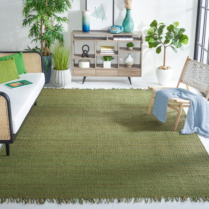 SAFAVIEH Natural Fiber NF368G Handwoven Green Rug Image 1