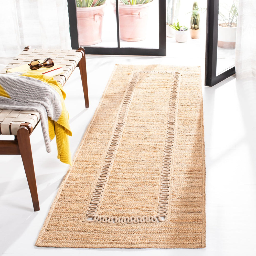 SAFAVIEH Natural Fiber NF374B Handwoven Beige Rug Image 2