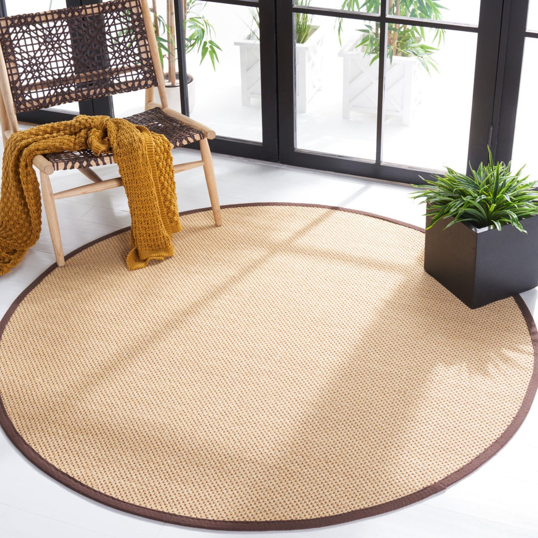 SAFAVIEH Natural Fiber Collection NF141C Maize/Brown Rug Image 10