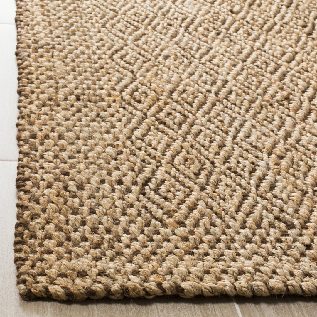 SAFAVIEH Natural Fiber NF183A Natural / Brown Rug Image 5