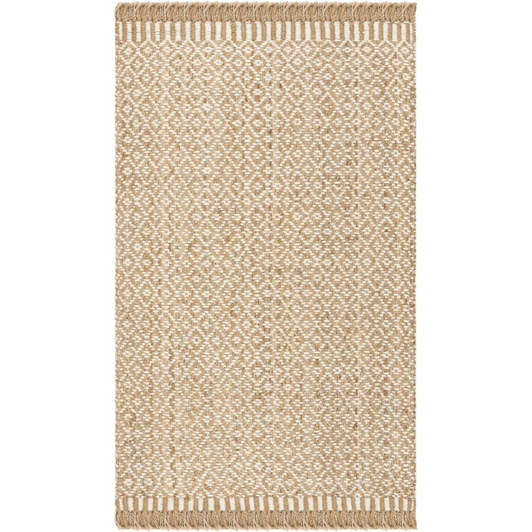 SAFAVIEH Natural Fiber NF182A Natural / Ivory Rug Image 8