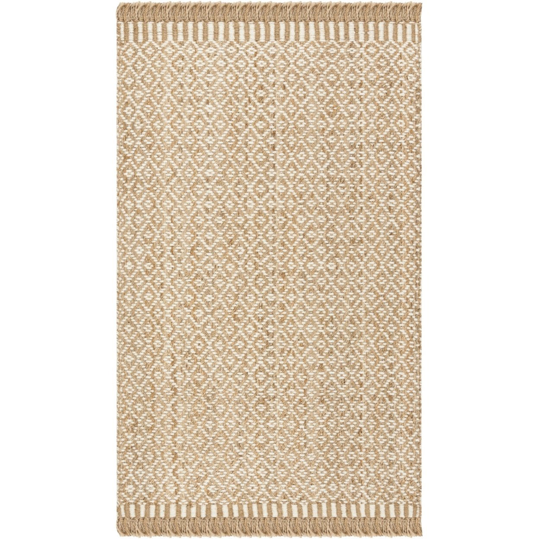 SAFAVIEH Natural Fiber NF182A Natural / Ivory Rug Image 1