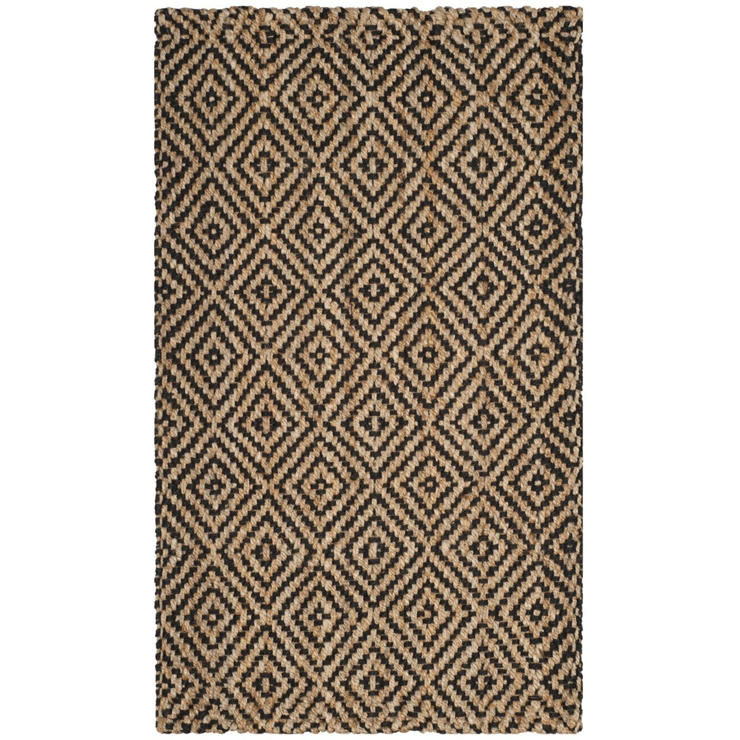 SAFAVIEH Natural Fiber NF181C Natural / Black Rug Image 1