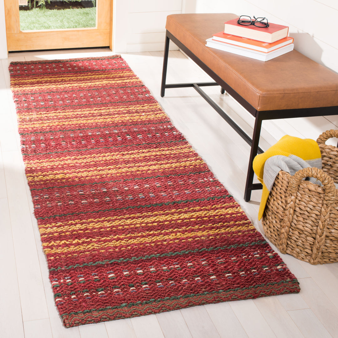 SAFAVIEH Natural Fiber NF202Q Handwoven Red / Gold Rug Image 2