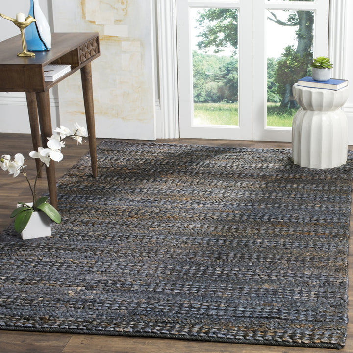 SAFAVIEH Natural Fiber NF212G Handwoven Grey Rug Image 1