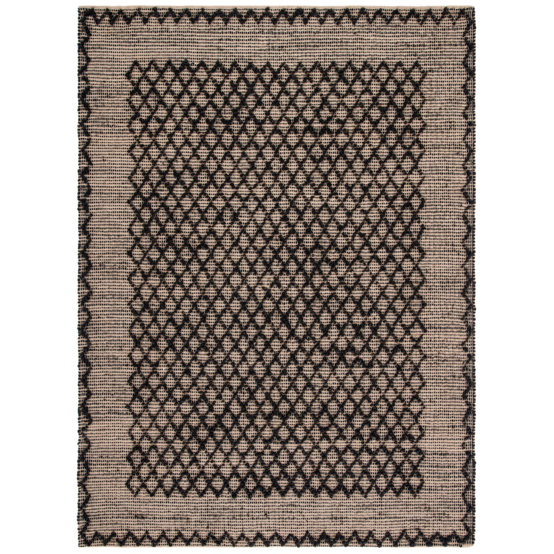 SAFAVIEH Natural Fiber NF222Z Black / Natural Rug Image 1