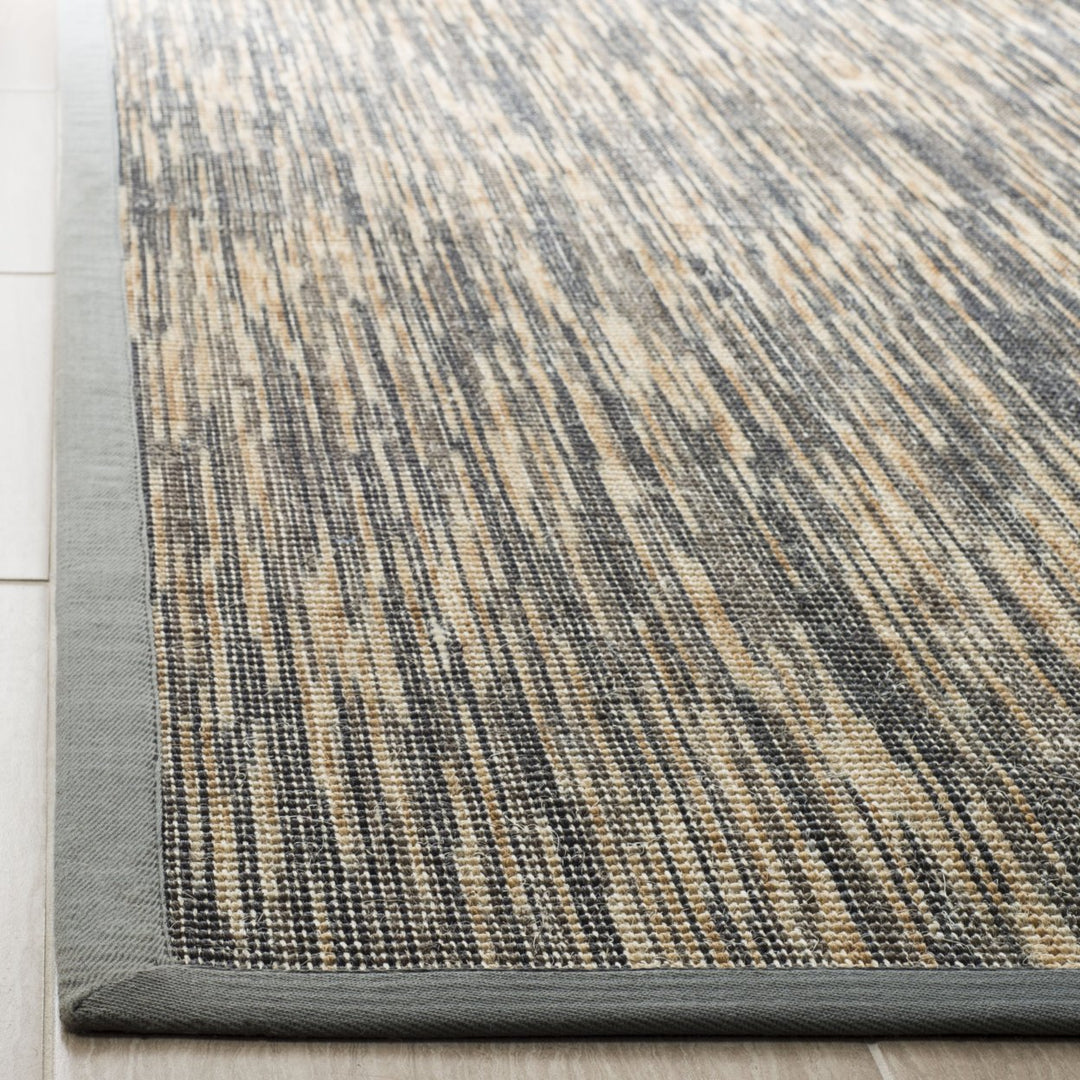 SAFAVIEH Natural Fiber NF474B Natural / Grey Rug Image 3